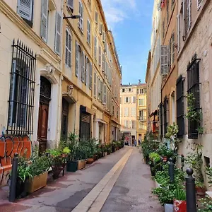 hotel-du-centre.fr-provencehotel.com/