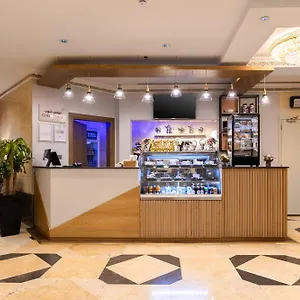 فندق إعمار جراند
