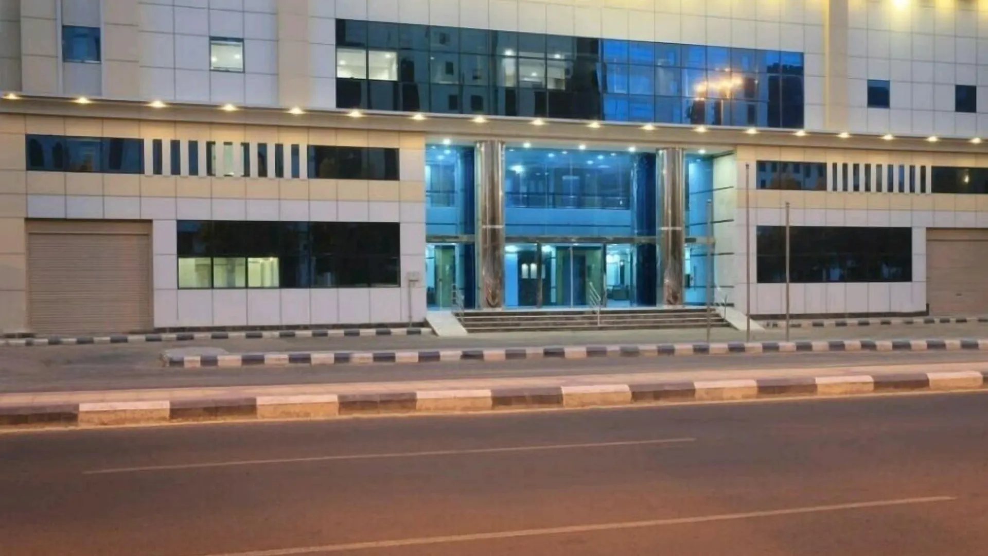 **  فندق سنود العظمة Snood Al Azama Hotel Mekke Suudi Arabistan